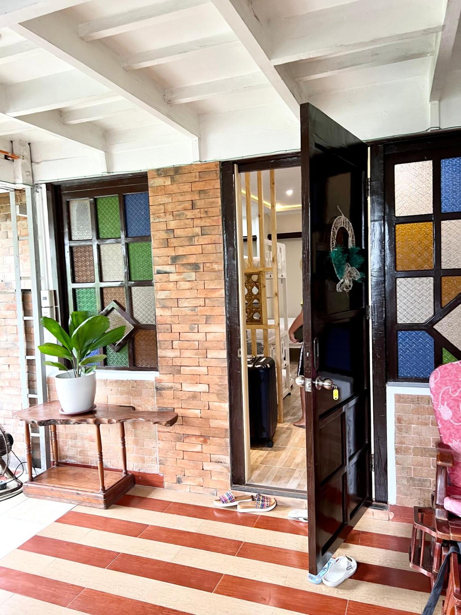 Balai Tinay Guesthouse Legazpi Værelse billede
