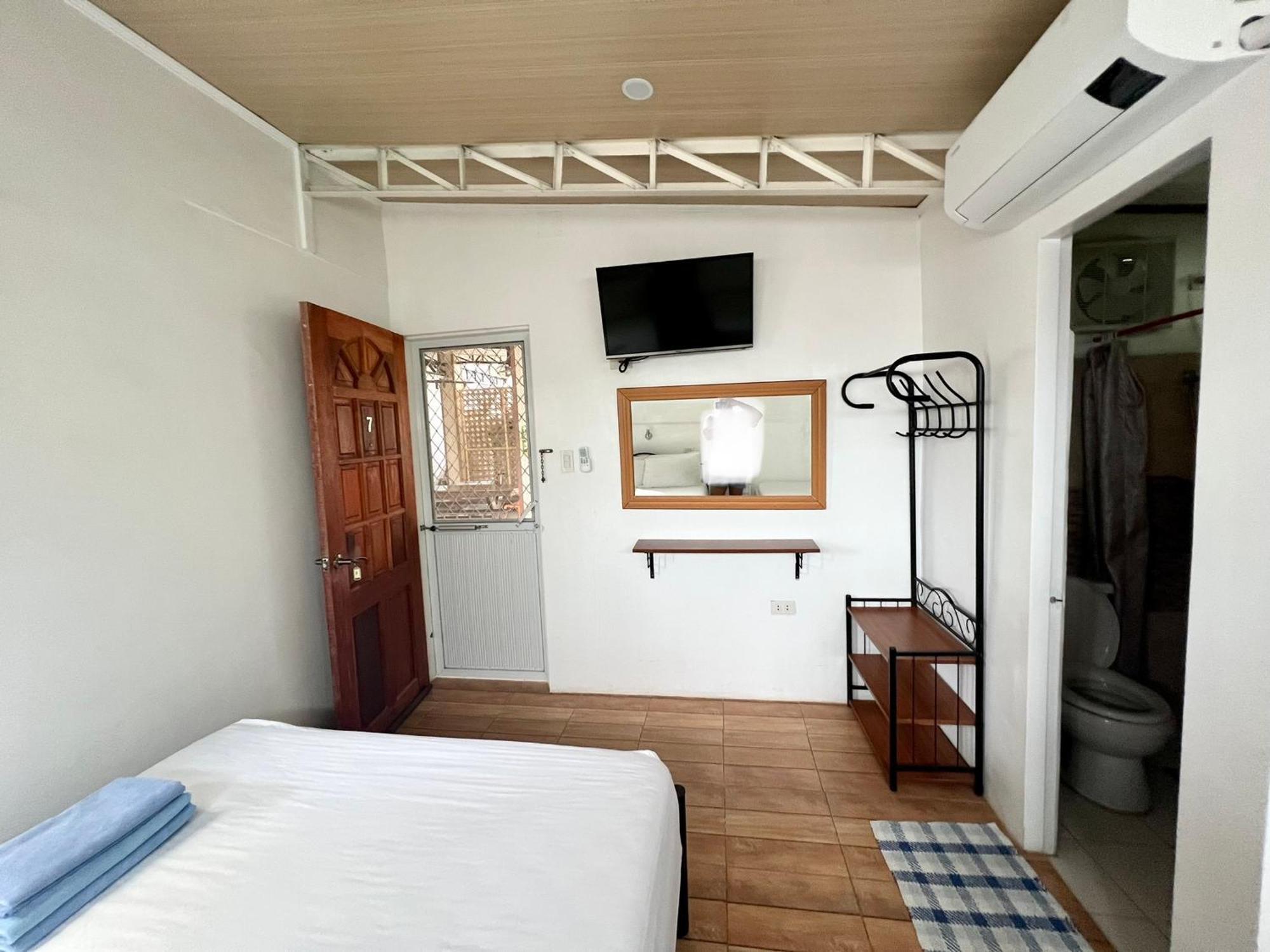 Balai Tinay Guesthouse Legazpi Værelse billede