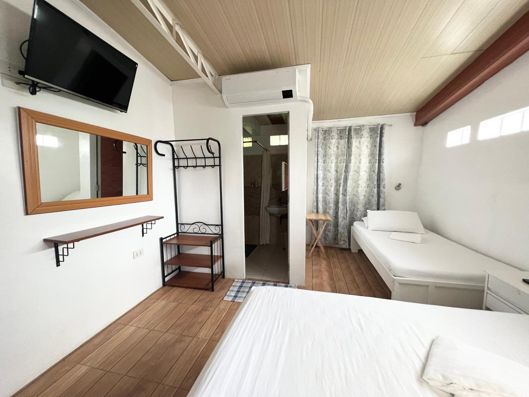 Balai Tinay Guesthouse Legazpi Eksteriør billede
